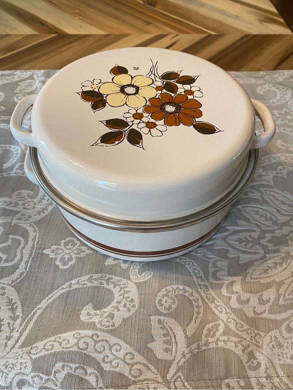 VINTAGE 1980 Sears GHC Brown FLORAL Enamel Cook Pot w/Handled  Lid 4.5" T 7.5" W